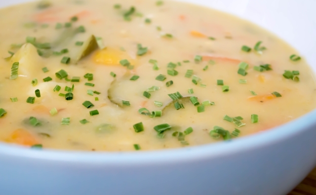 Creamy Vegetable Chowder #vegan #soup #comfortfood #autumn